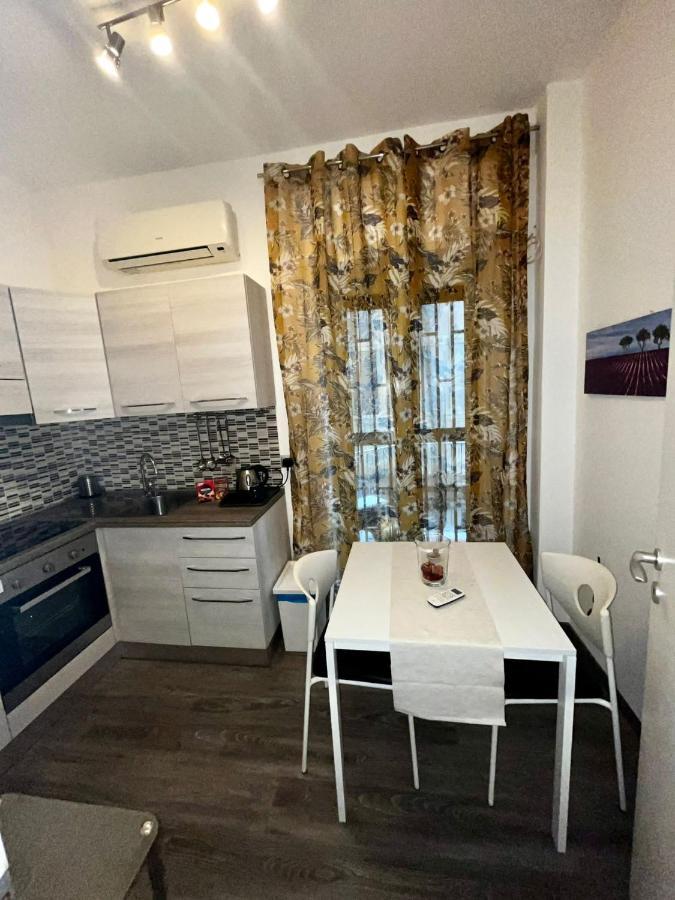 Dr House Apartment カターニア エクステリア 写真