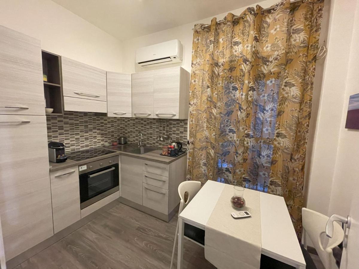 Dr House Apartment カターニア エクステリア 写真