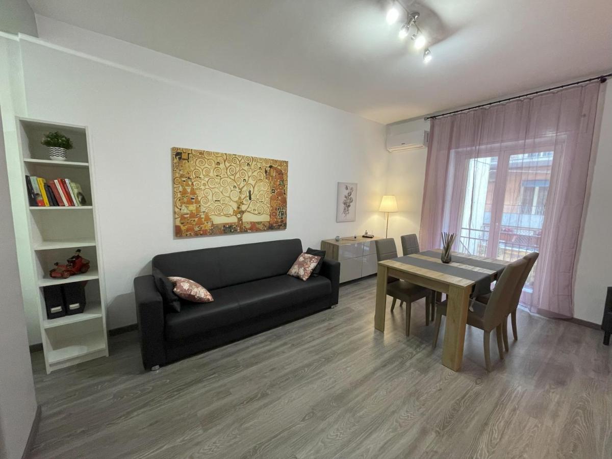 Dr House Apartment カターニア エクステリア 写真