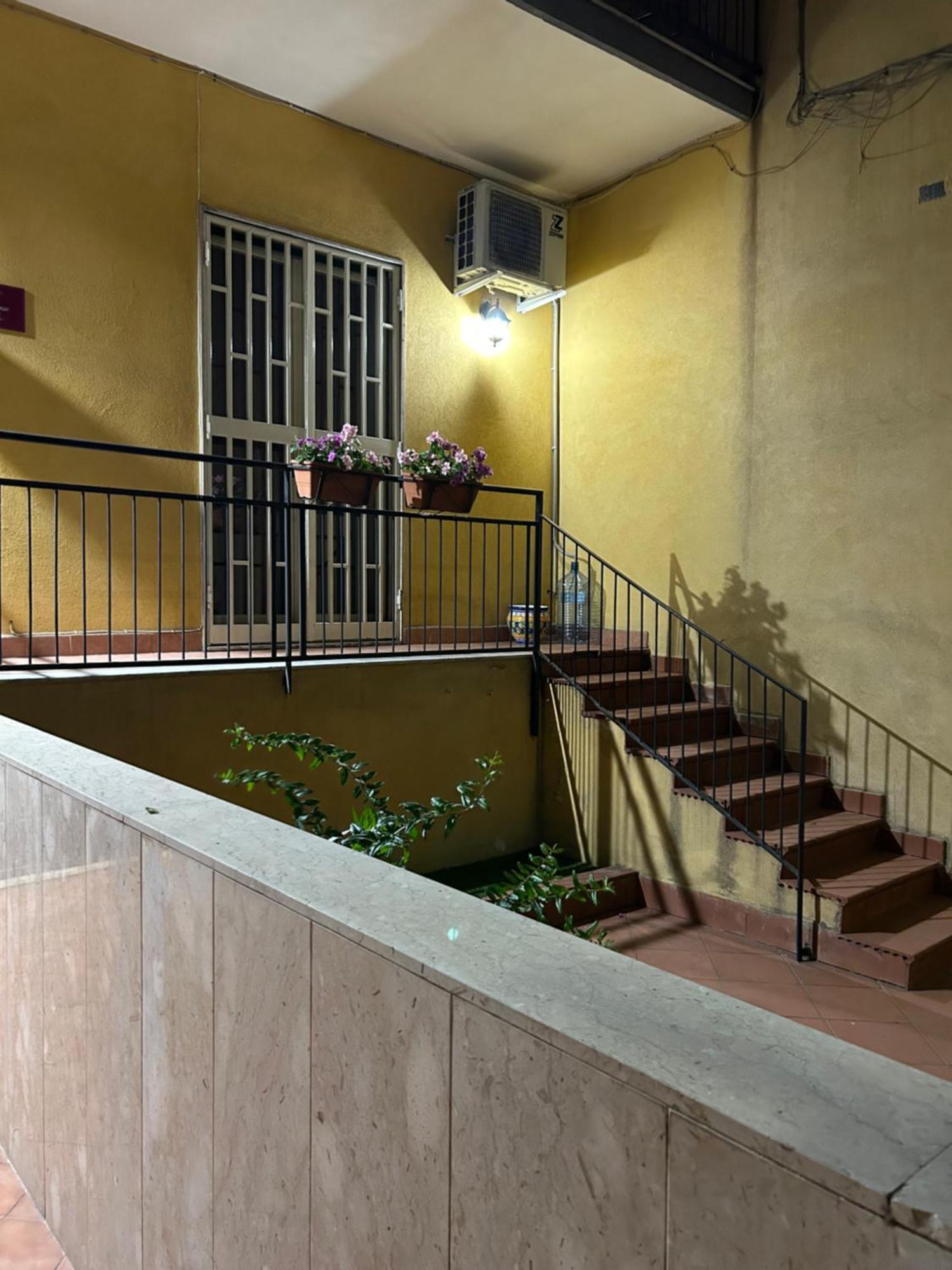 Dr House Apartment カターニア エクステリア 写真